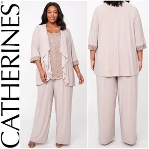 Plus-Sized 2PC Evening Celebration Pant Set 28W